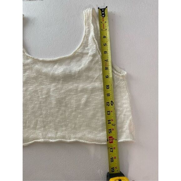 Minimalist Cream Knit Crop Tank Top | Size M | Sleeveless Soft Sweater Vest Aest - Picture 4 of 5